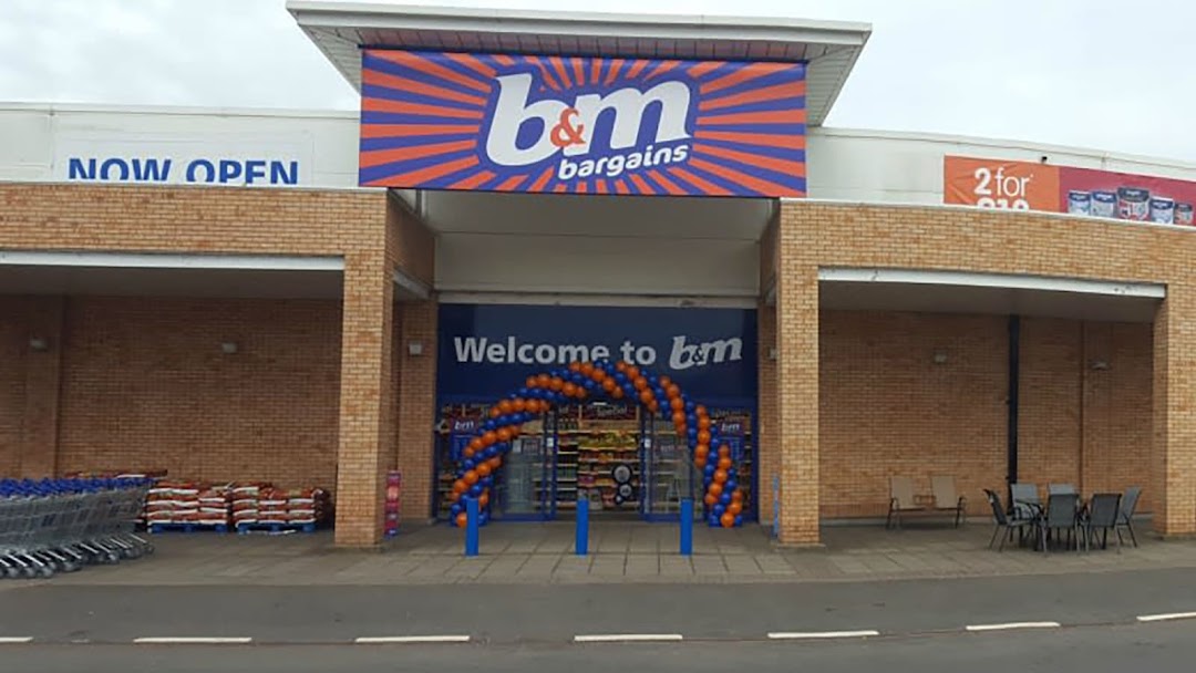 B&M