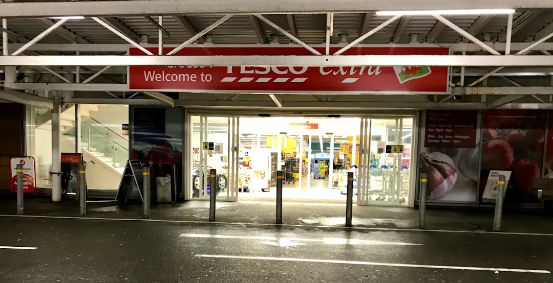 Tesco Extra Penrhos