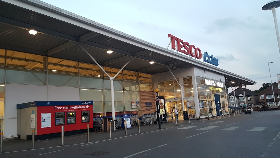 Tesco Roneo Corner