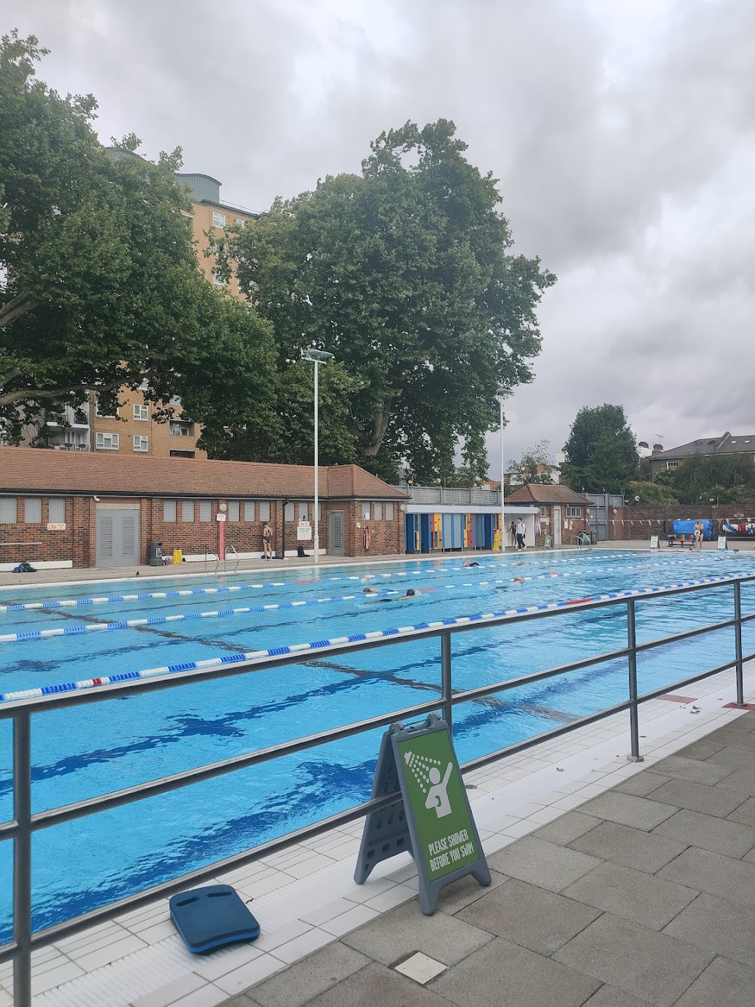 London Fields Lido