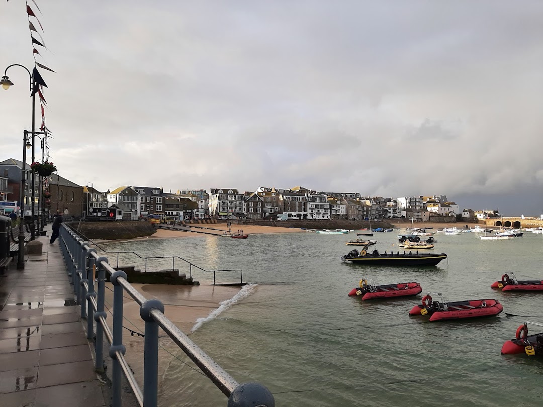 St Ives