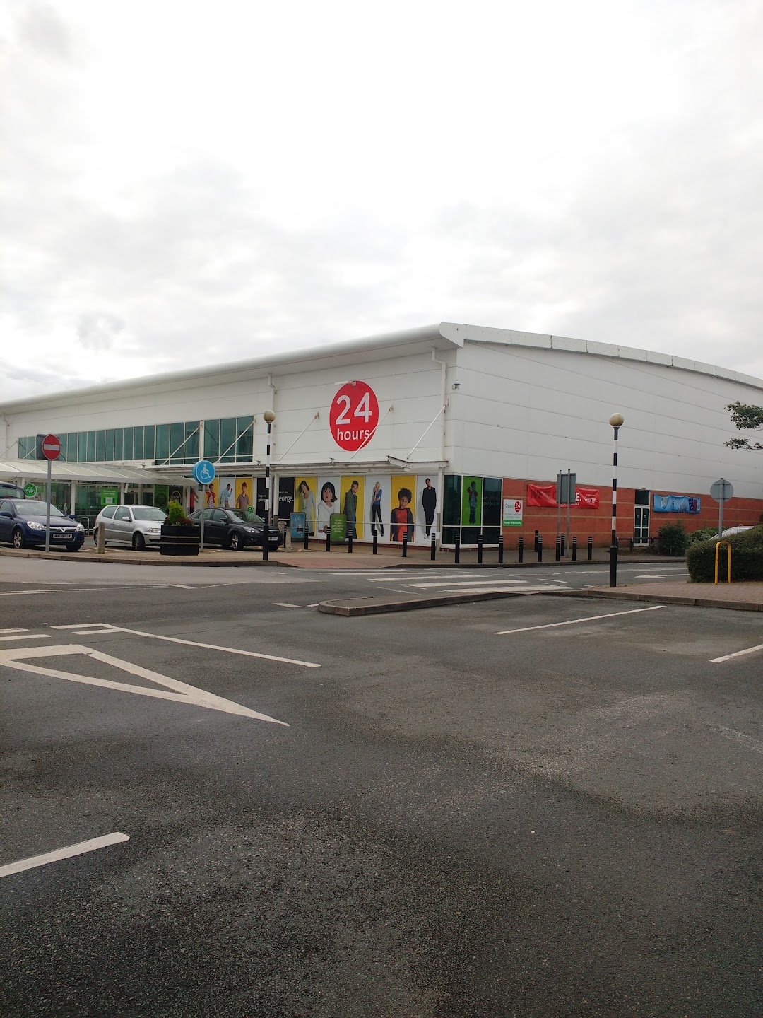 Asda Central Twelve Shopping Park