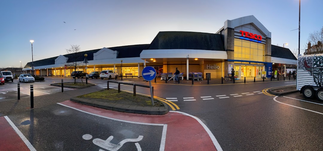 Tesco Dunton Road