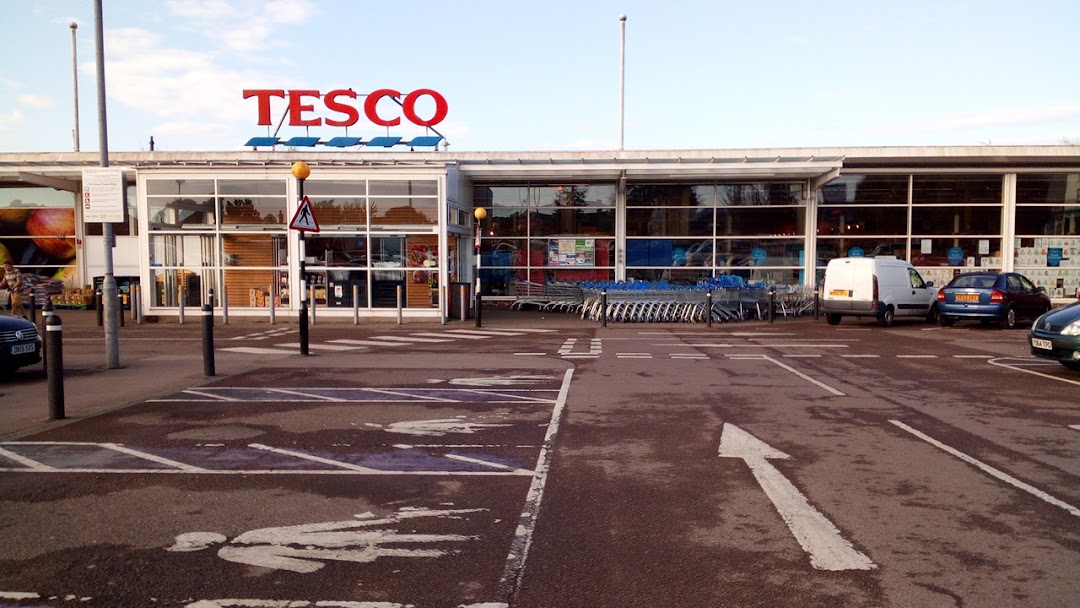 Tesco Lydney