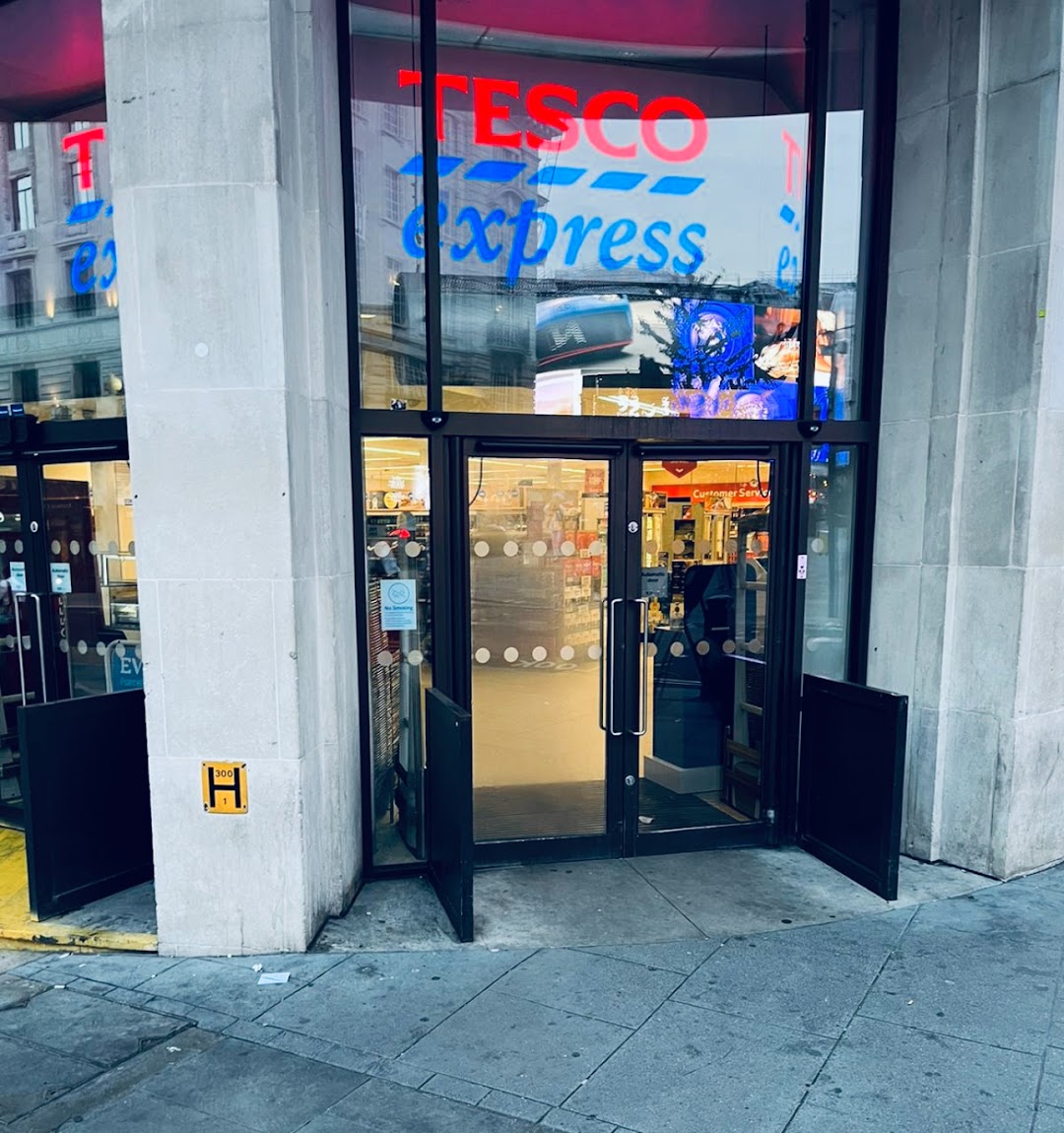 Tesco Express Hillhead