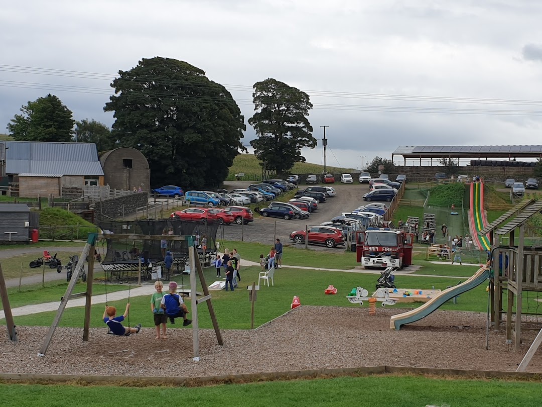 Lakeland Maze Farm Park