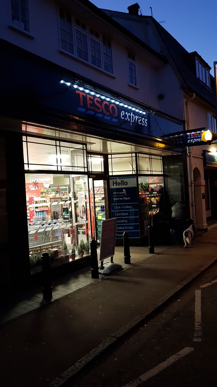 Tesco Express Welwyn