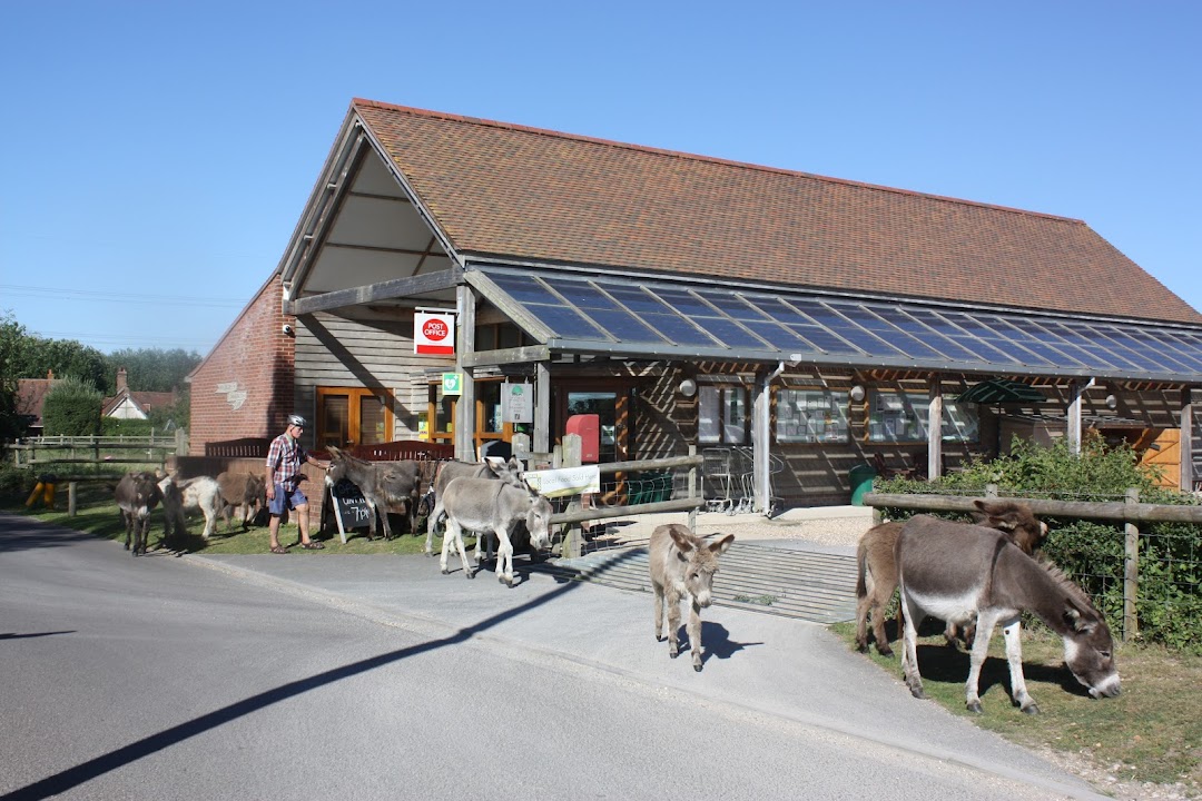 Woodgreen Community Shop