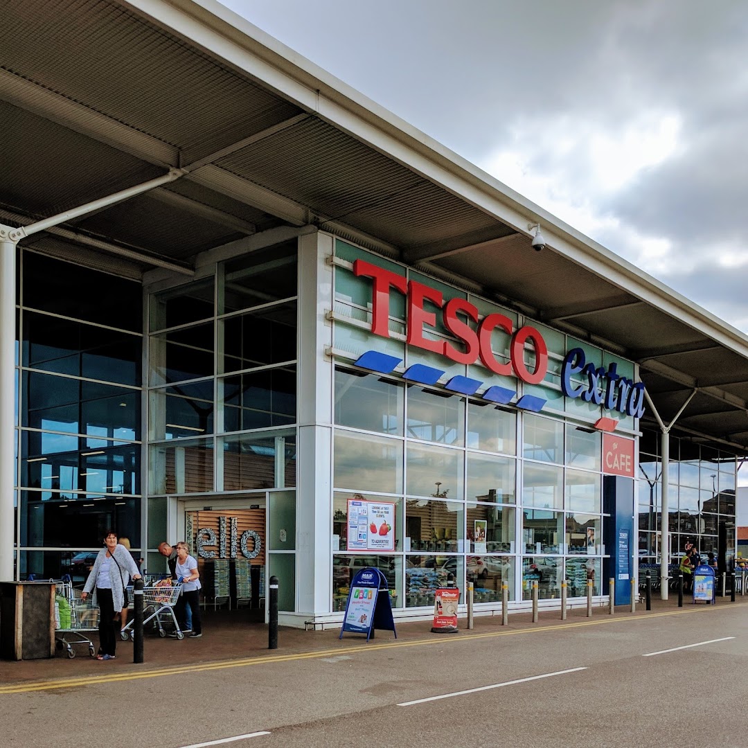 Tesco Longton