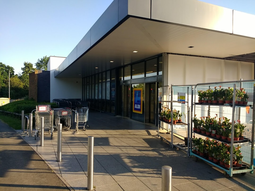 Aldi Towcester