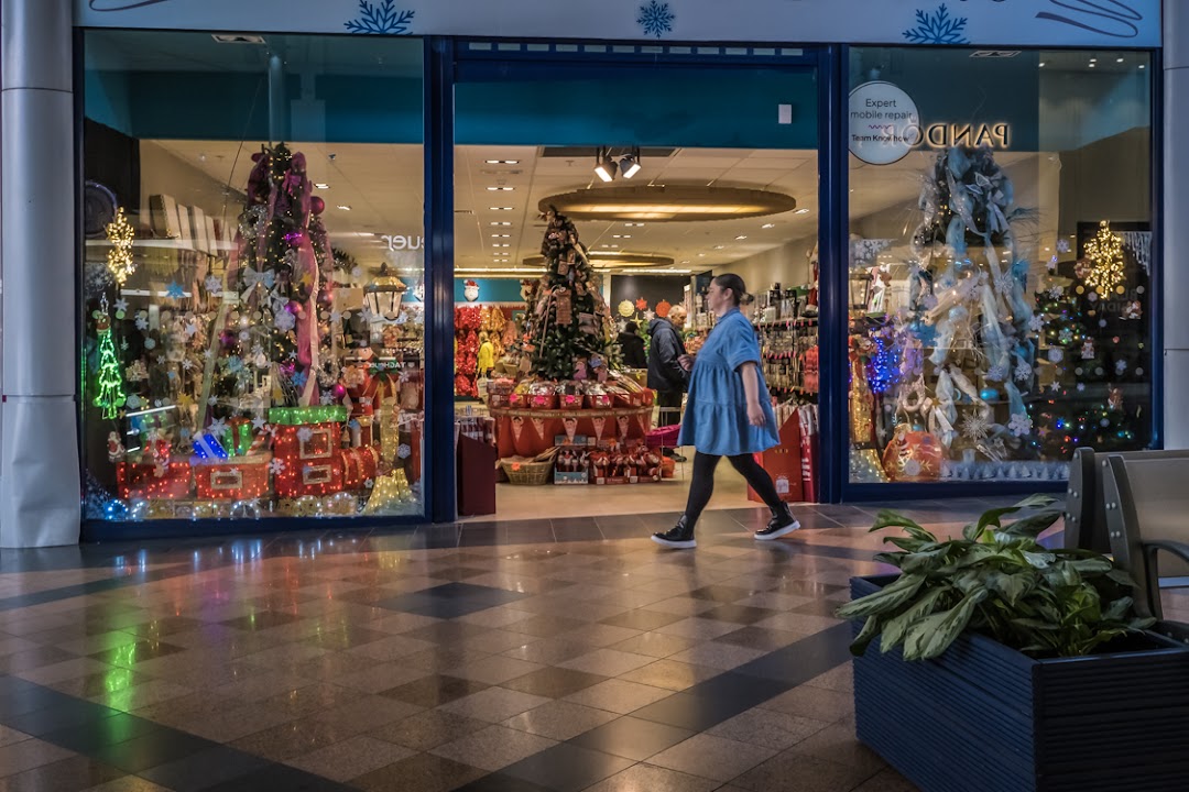 Golden Square Shopping Centre