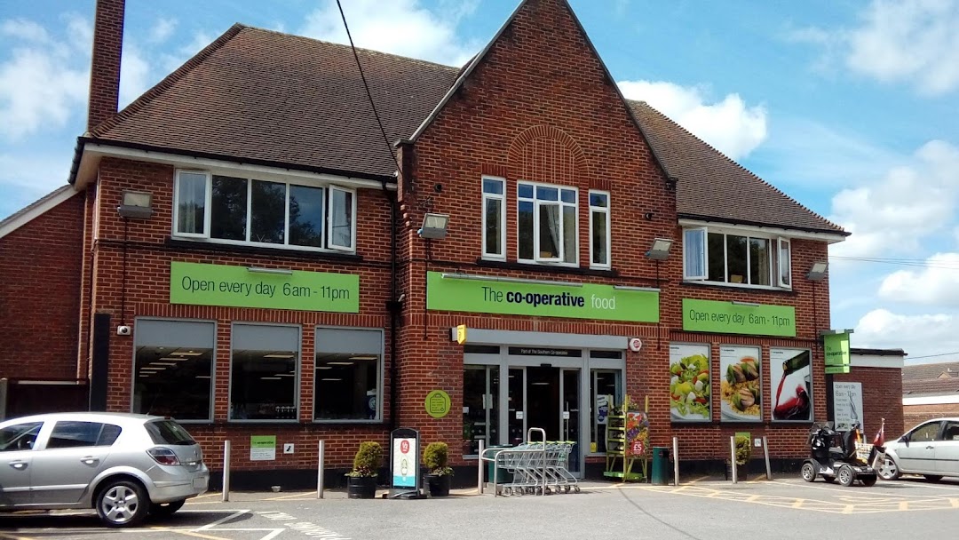 Co-op Holbury